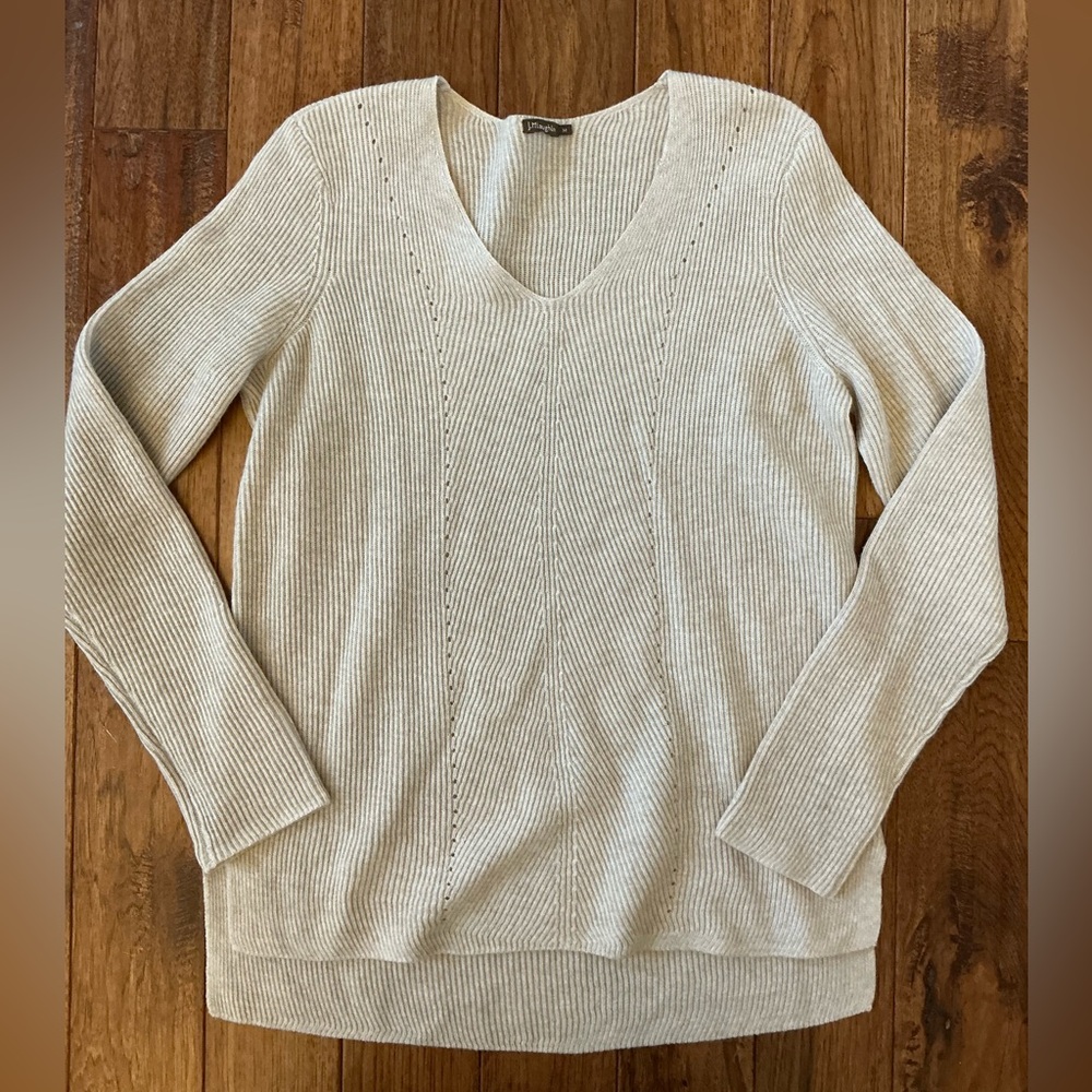 J. McLaughlin 100% Italian Merino Wool V Neck Sweater, Medium